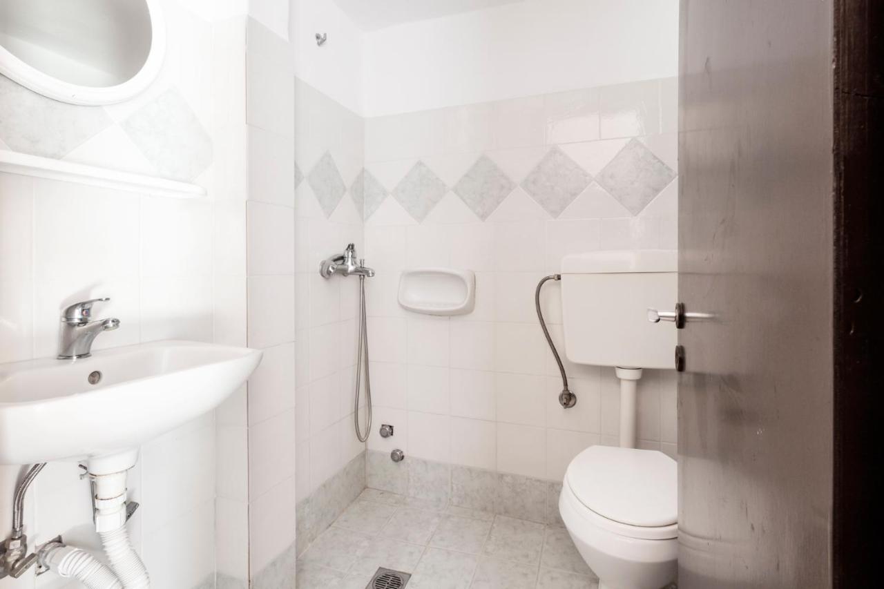 One Bedroom Apartment With Kitchenette# 12 A Raches  外观 照片